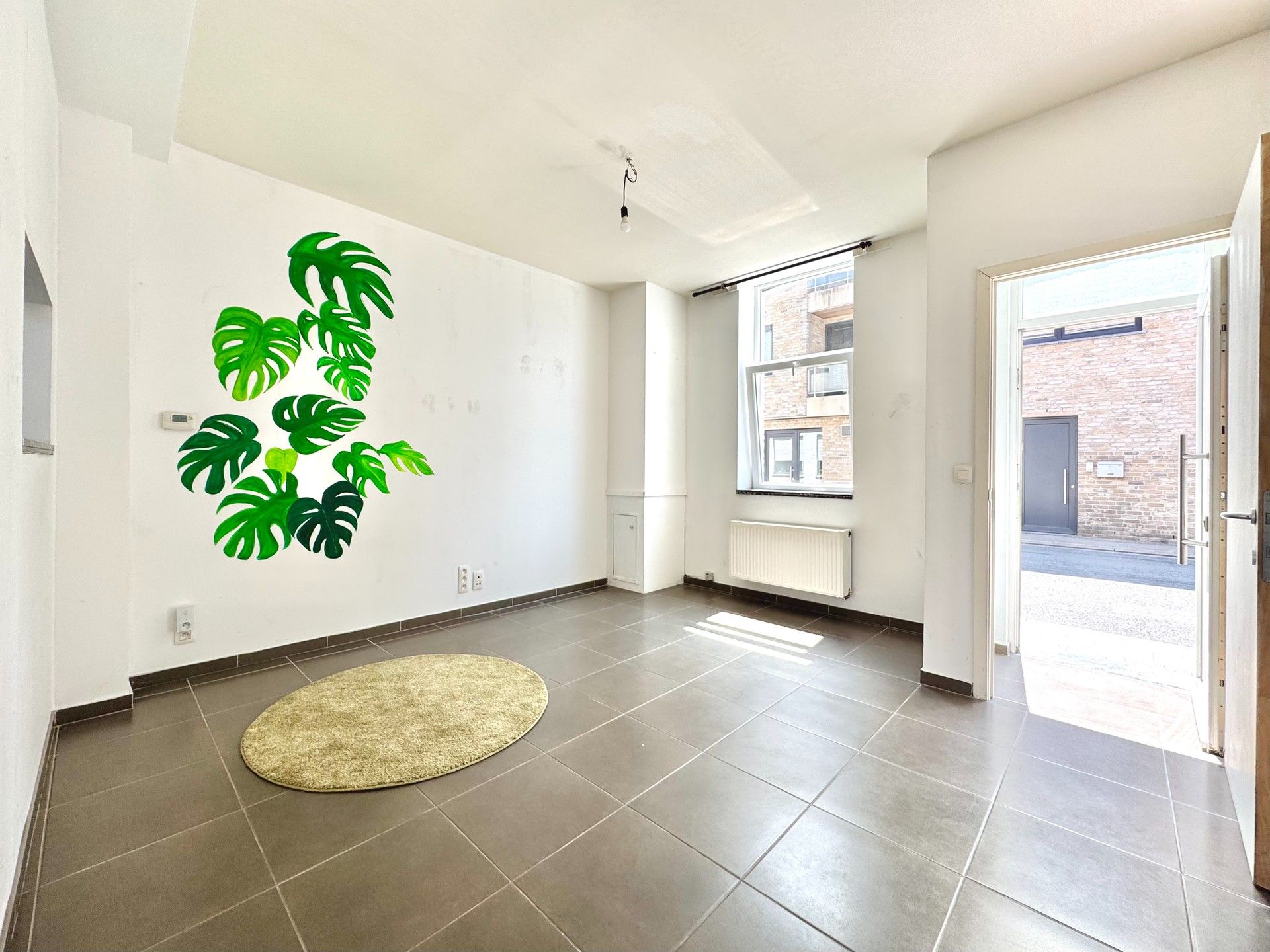 GERENOVEERDE GEZELLIGE WONING MET 3 KAMERS & TUIN foto {{pictureIndex}}
