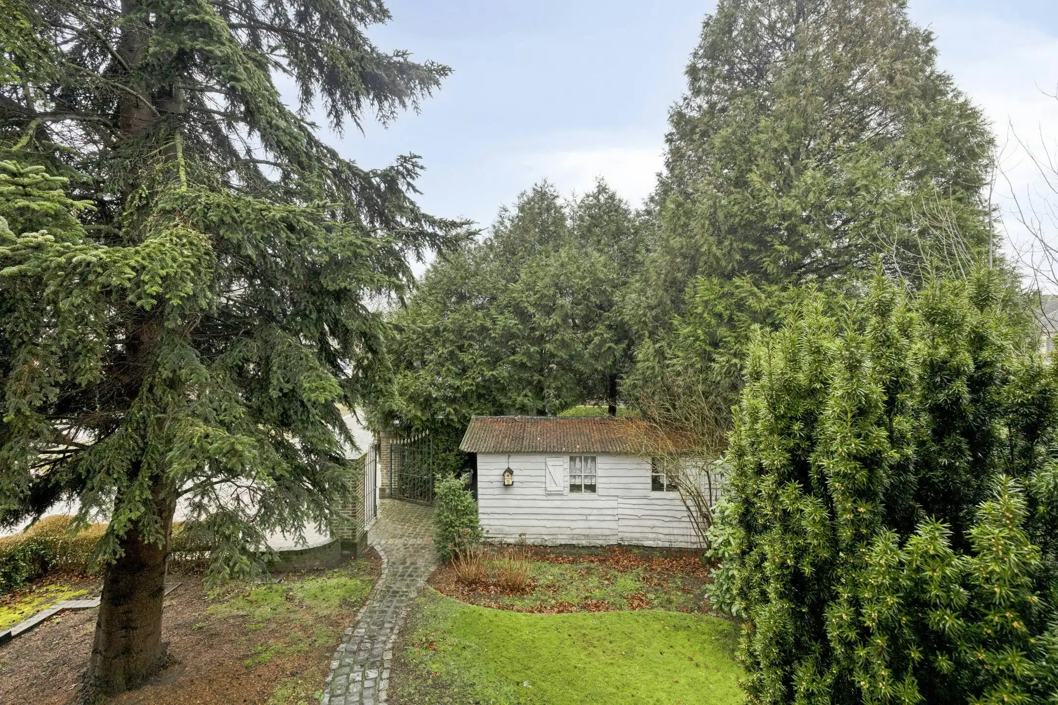 Halfopen bebouwing (4 slpk) te Sint-Andries in doodlopend straat  foto 20