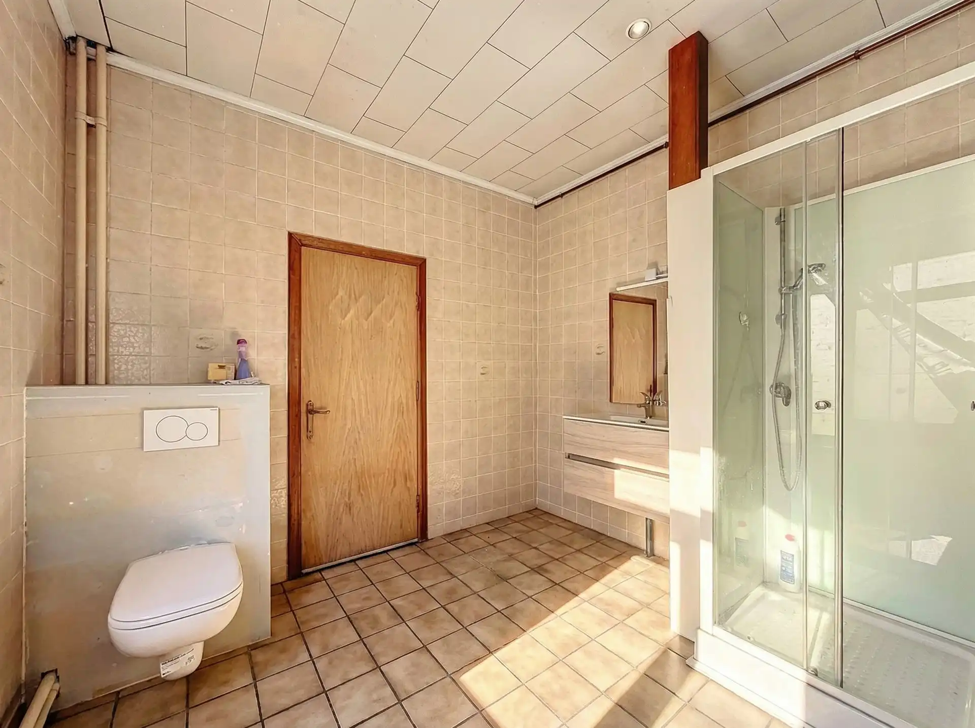 Charmante woning met 3 slaapkamers, oprit en prachtige tuin in hartje Sint-Niklaas foto 7