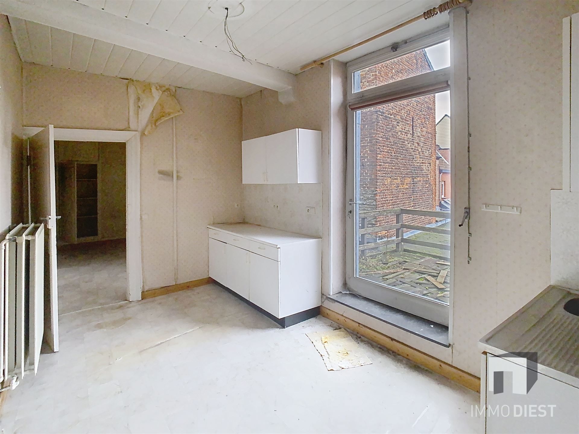 Handelspand met woonst – werken én wonen onder één dak voor slechts € 295.000 foto 24