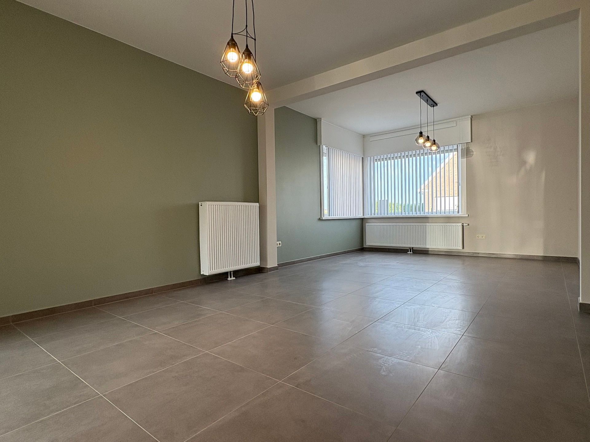 Volledig vernieuwde vrijstaande woning op rustige ligging foto 2
