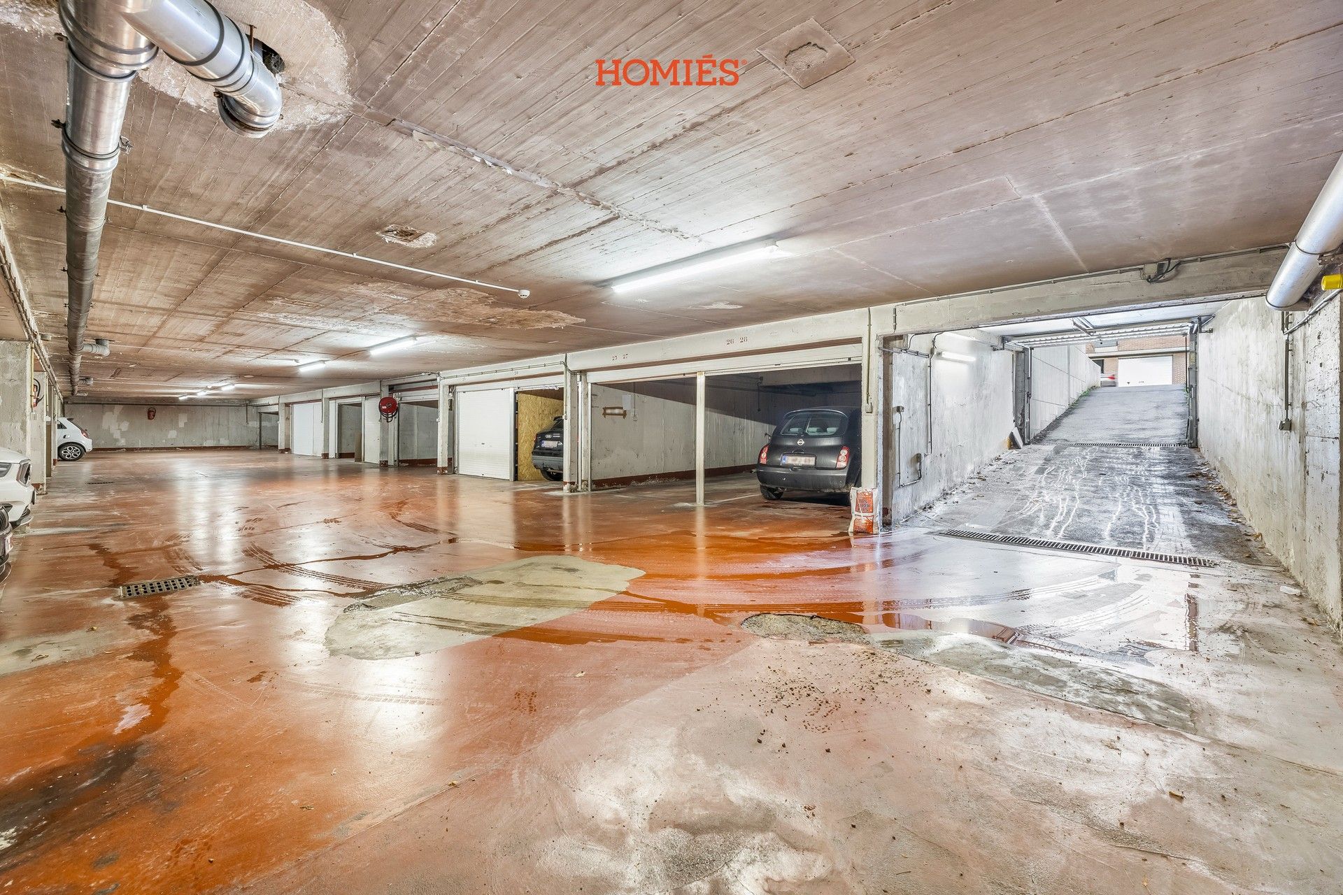 Dubbele garagebox op gegeerde locatie foto 6