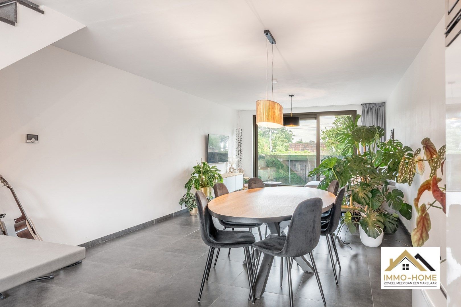 Prachtig modern appartement BJ 2009 op TOPLIGGING foto 4