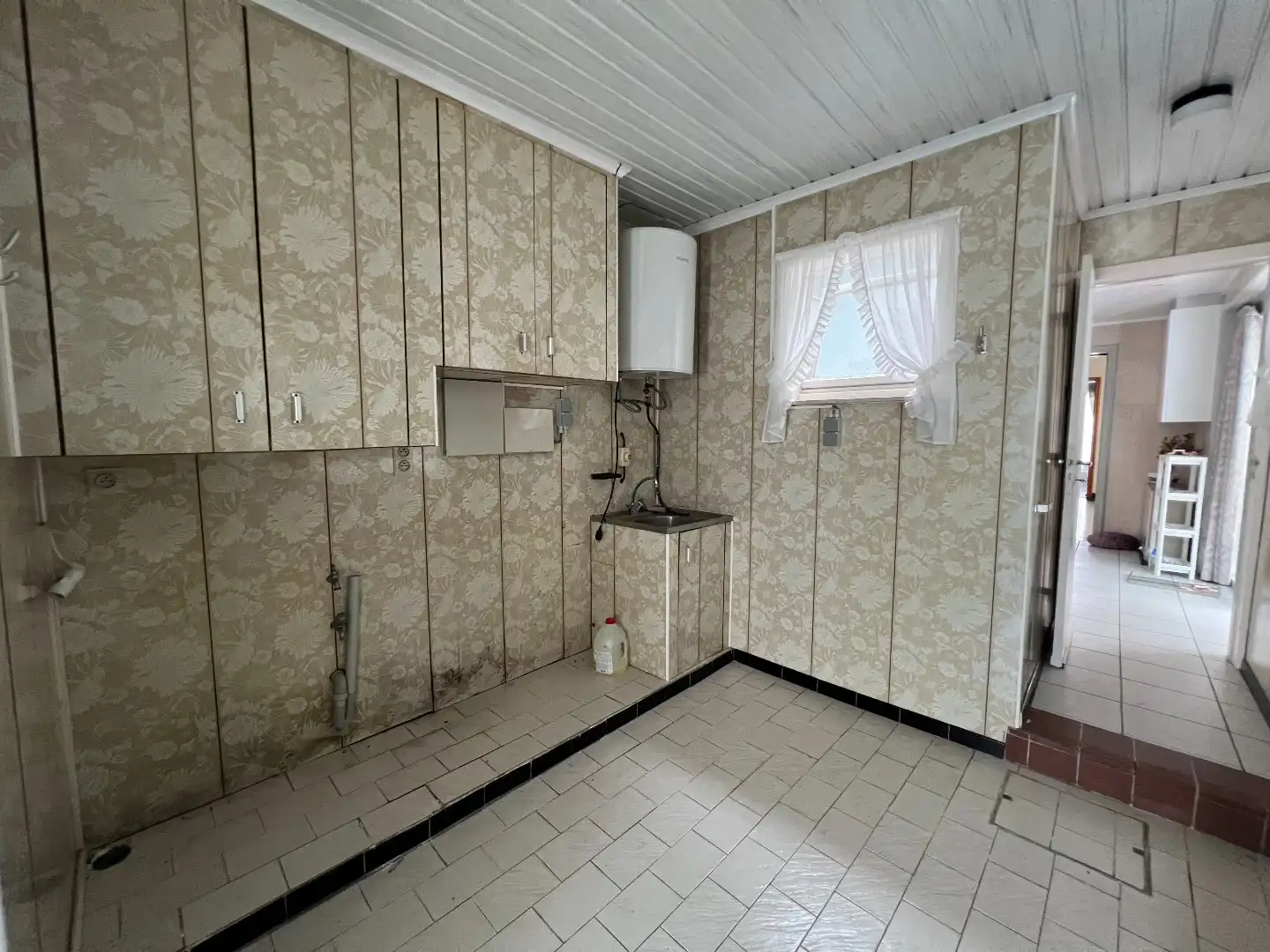 Halfopen bebouwing met 3 slaapkamers en garage te Vlamertinge foto 9