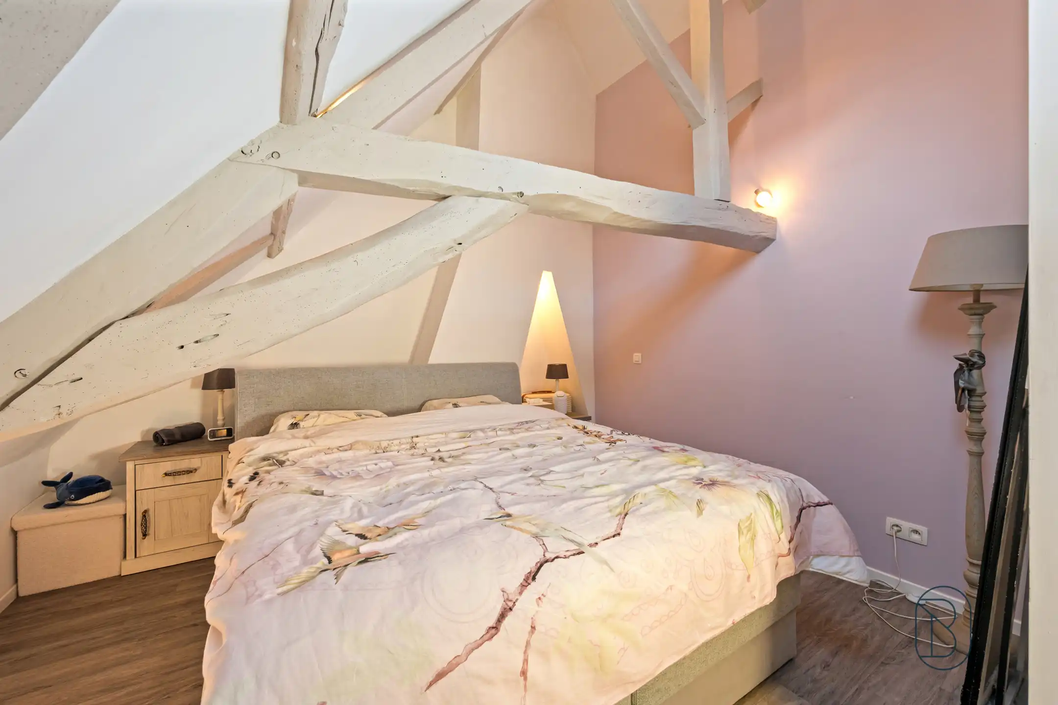 Charmante gerenoveerde woning met bijgebouw & oprit in Heule foto 13