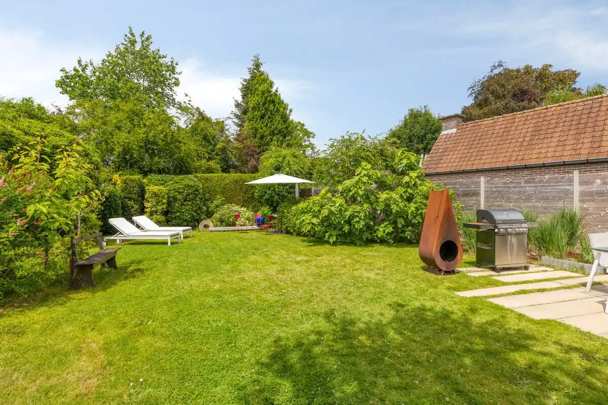 Gelijkvloerse villa op 804m² te koop in Gullegem!  foto 6
