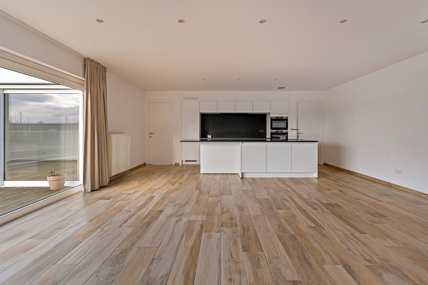 ENERGIEZUINIG (E-peil 51) LUXE APPARTEMENT TE DIEST! foto 4