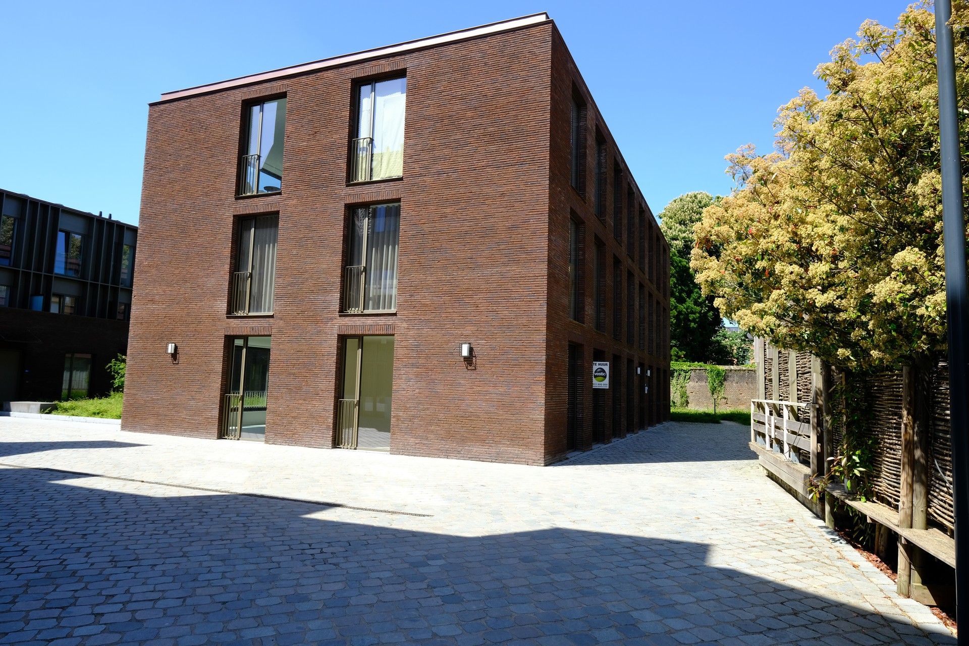 Nieuwbouwappartement met 2 slaapkamers in het charmante Oud-Rekem foto 2