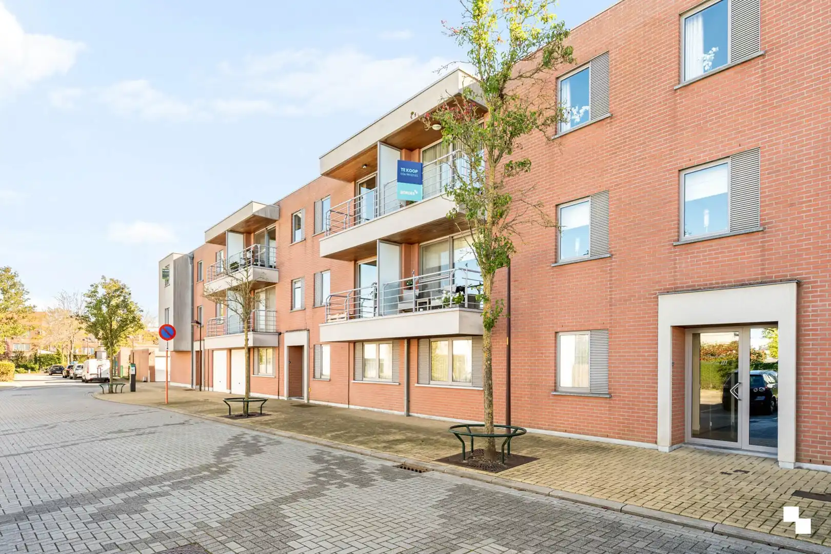 Instapklaar appartement in centrum Waregem foto 3