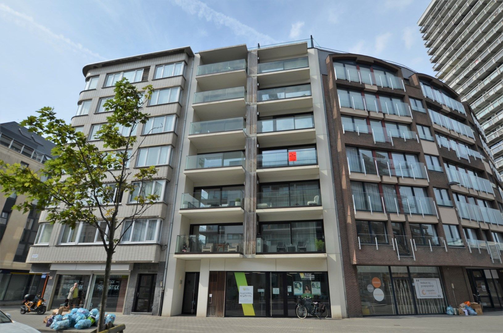 Mooi appartement met twee terrassen foto {{pictureIndex}}
