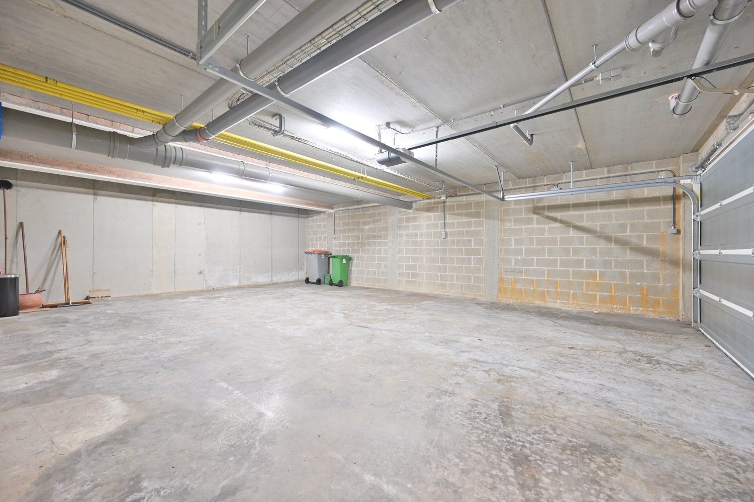 Schitterend penthouse van 185 m² gelegen op de 2de verdieping van een exclusieve residentie "Park Oud Rekem" in hartje Oud-Rekem te Lanaken. foto 23