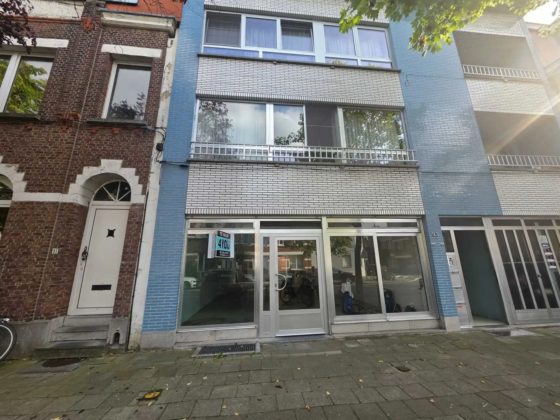 Commerciële ruimte te huur Lodewijk Van Berckenlaan 93 - 2600 BERCHEM