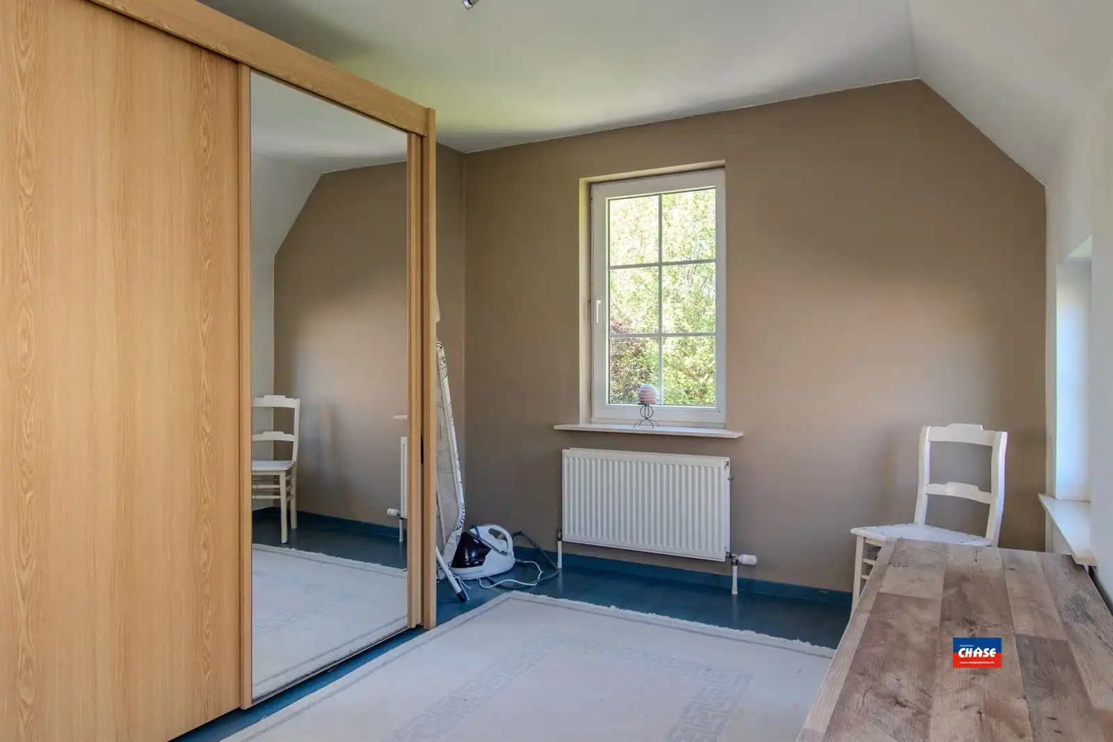 Villa met prachtige tuin in een doodlopende straat foto 21
