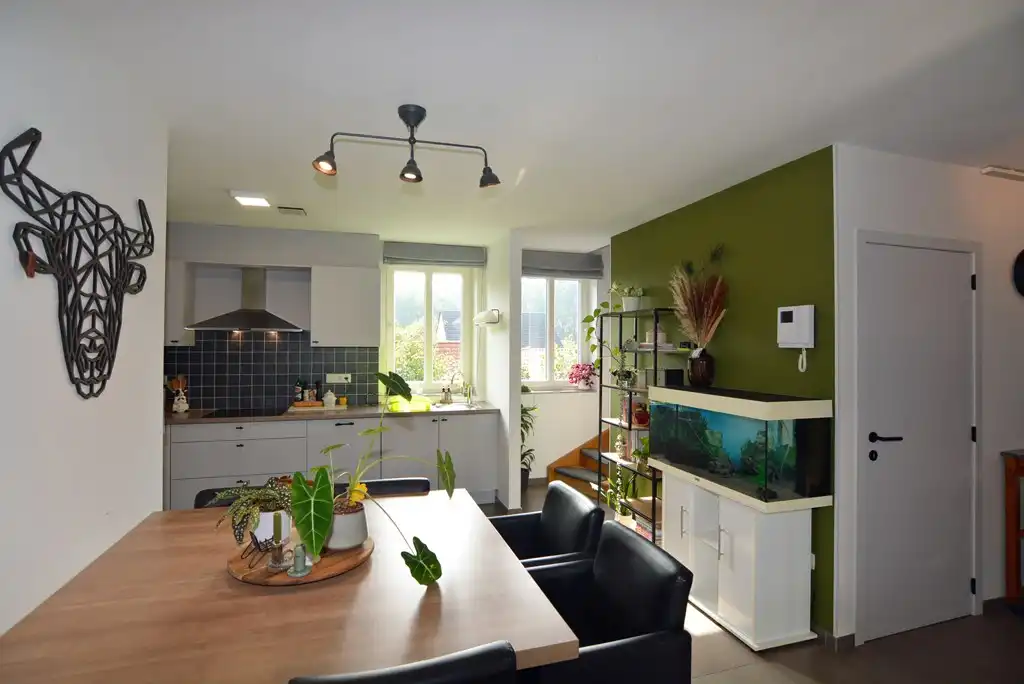 Energiezuinig duplex-appartement met 2 slpk, terras en carport met berging. foto 15