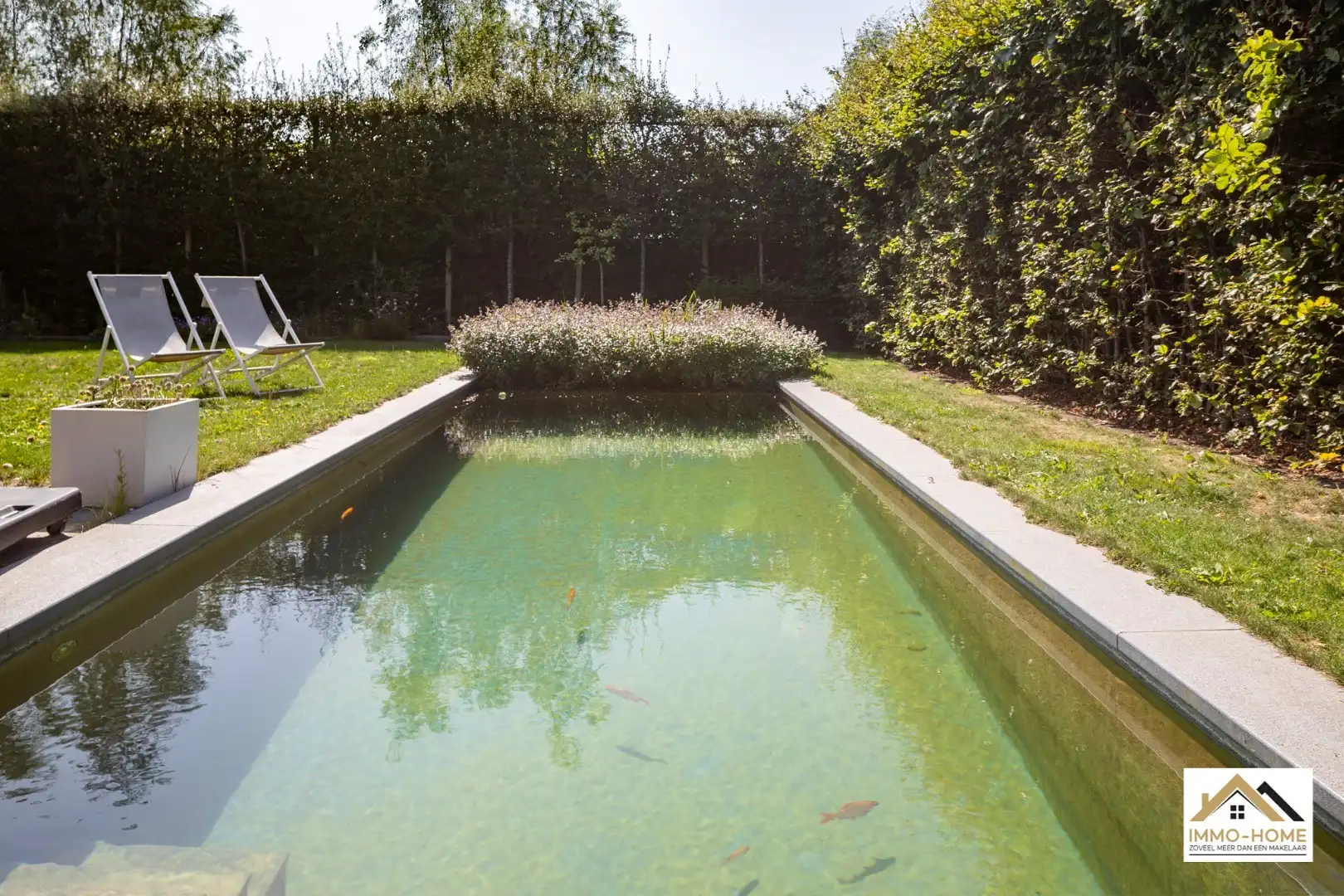 Knappe recente vrijstaande woning in centrum Lochristi!  foto 4