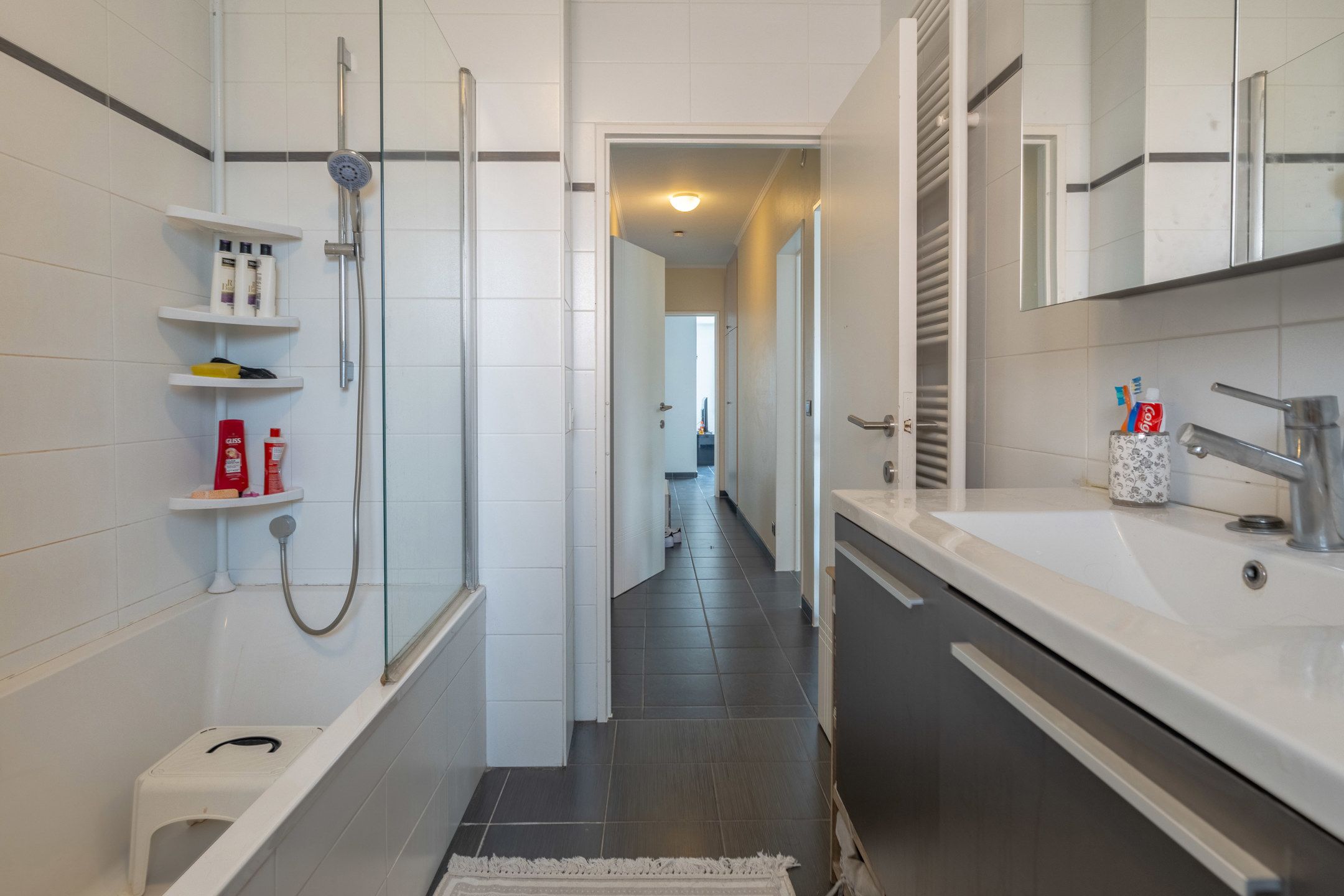 Gezellig appartement met 2 slaapkamers en terras te Turnhout foto 12