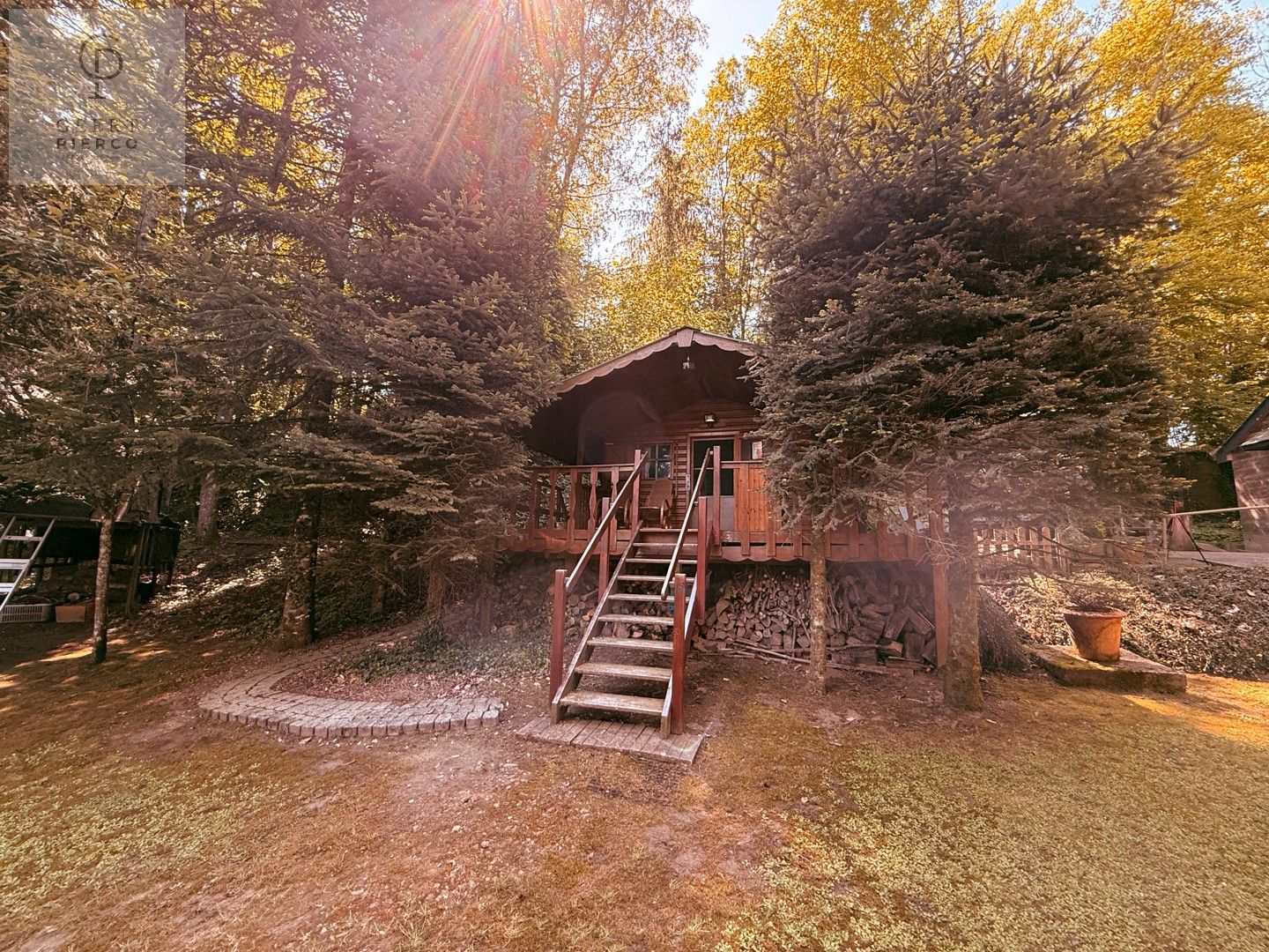 Exclusieve Dubbele Chalet foto {{pictureIndex}}