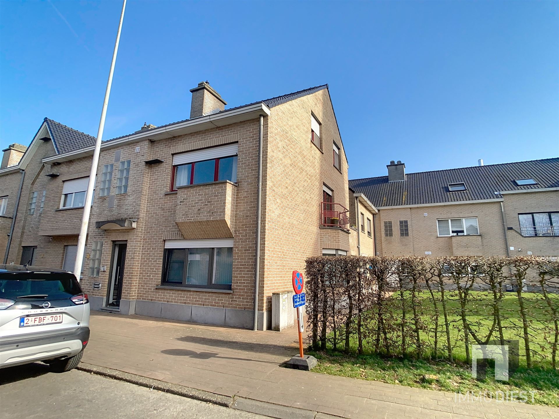 Appartement met 2 slpk & garage foto {{pictureIndex}}