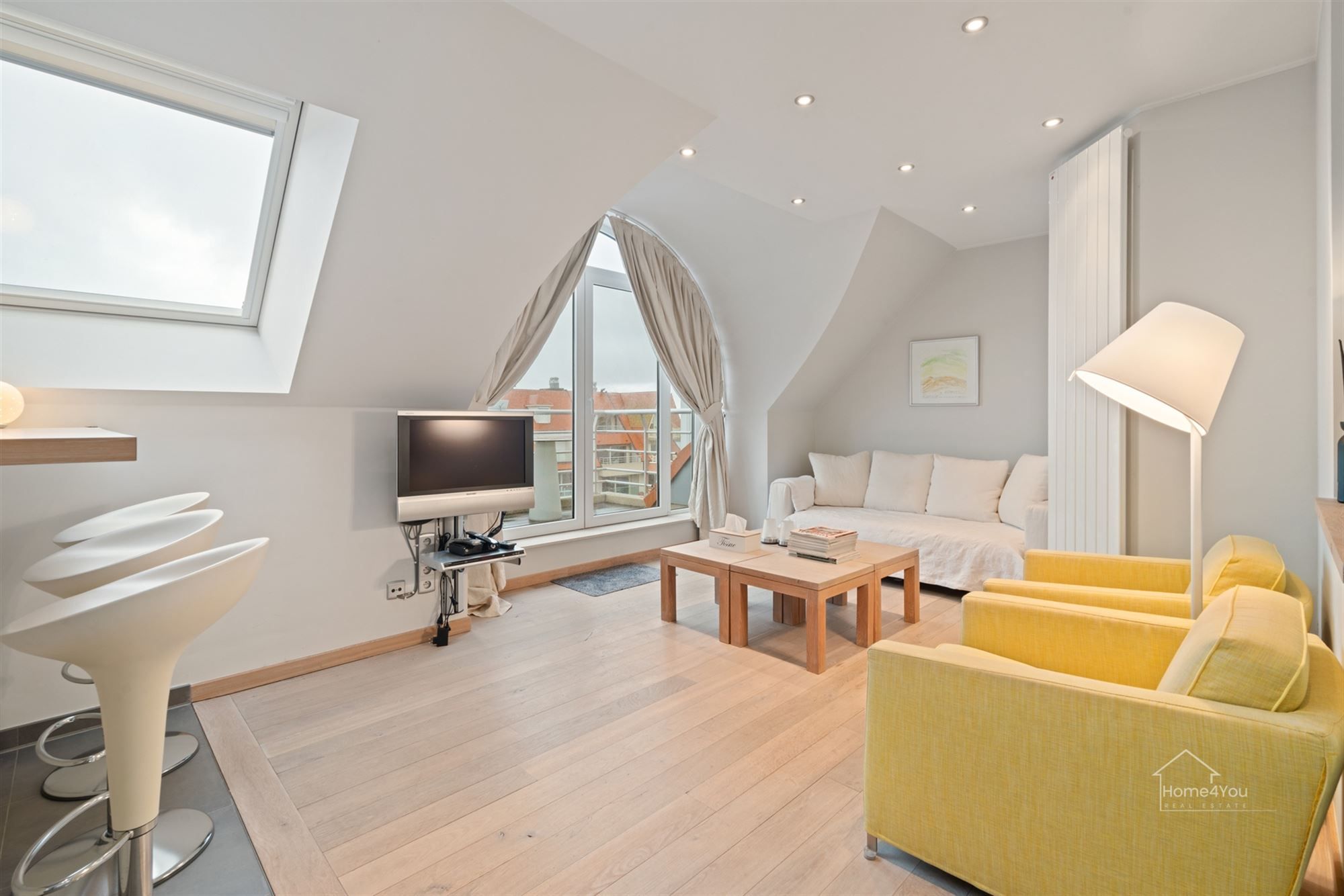 Uniek appartement op de 7e verdieping met terras en zeezicht foto 3
