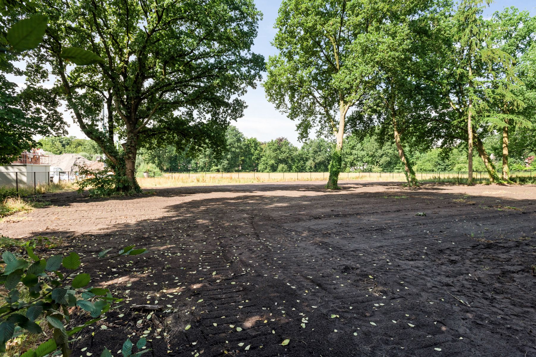 Nieuwbouw koppelvilla op toplocatie op ca. 2115 m² foto 10