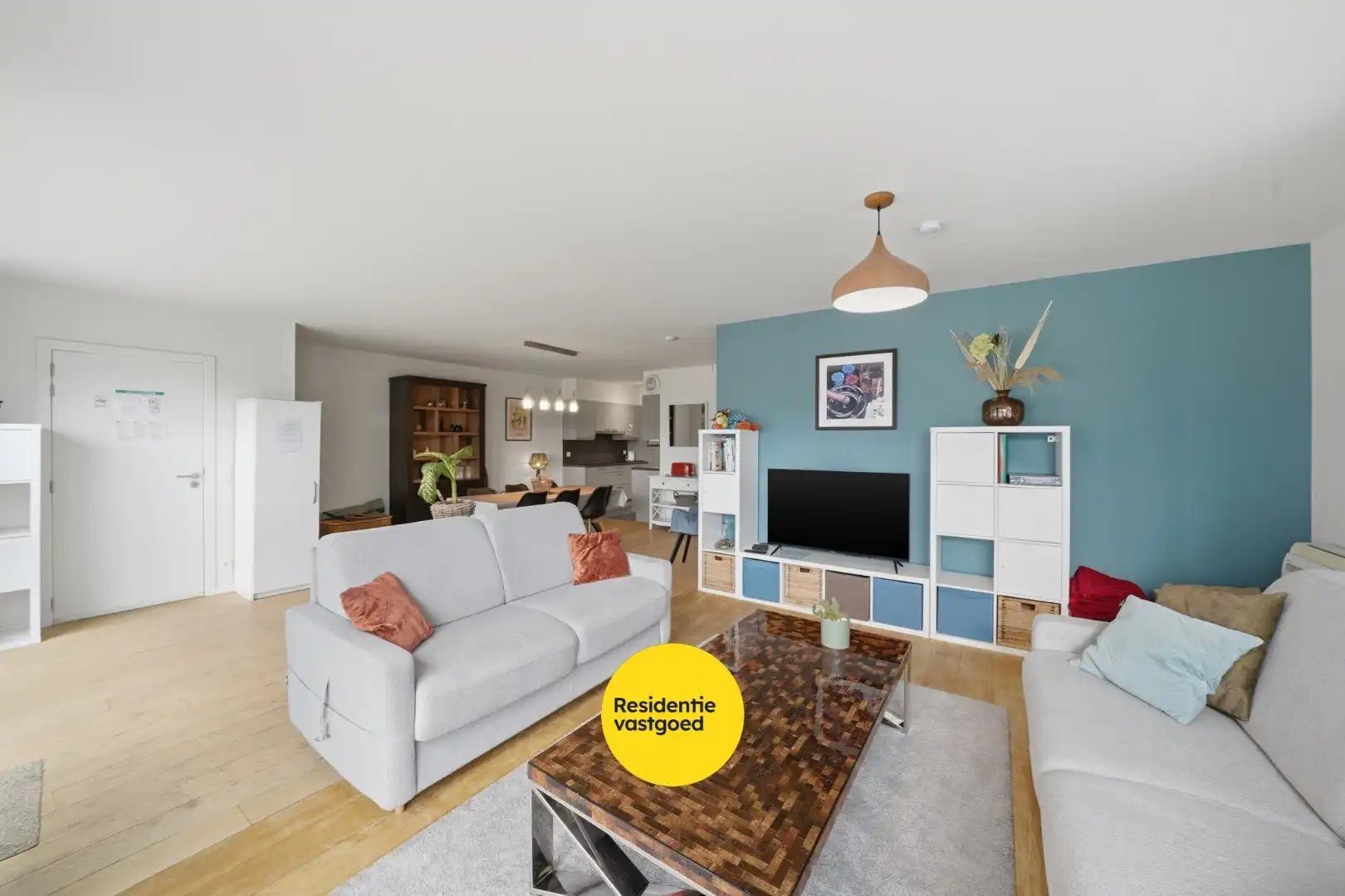Instapklaar appartement met groot terras in Bredene - vlak bij de zee foto 4