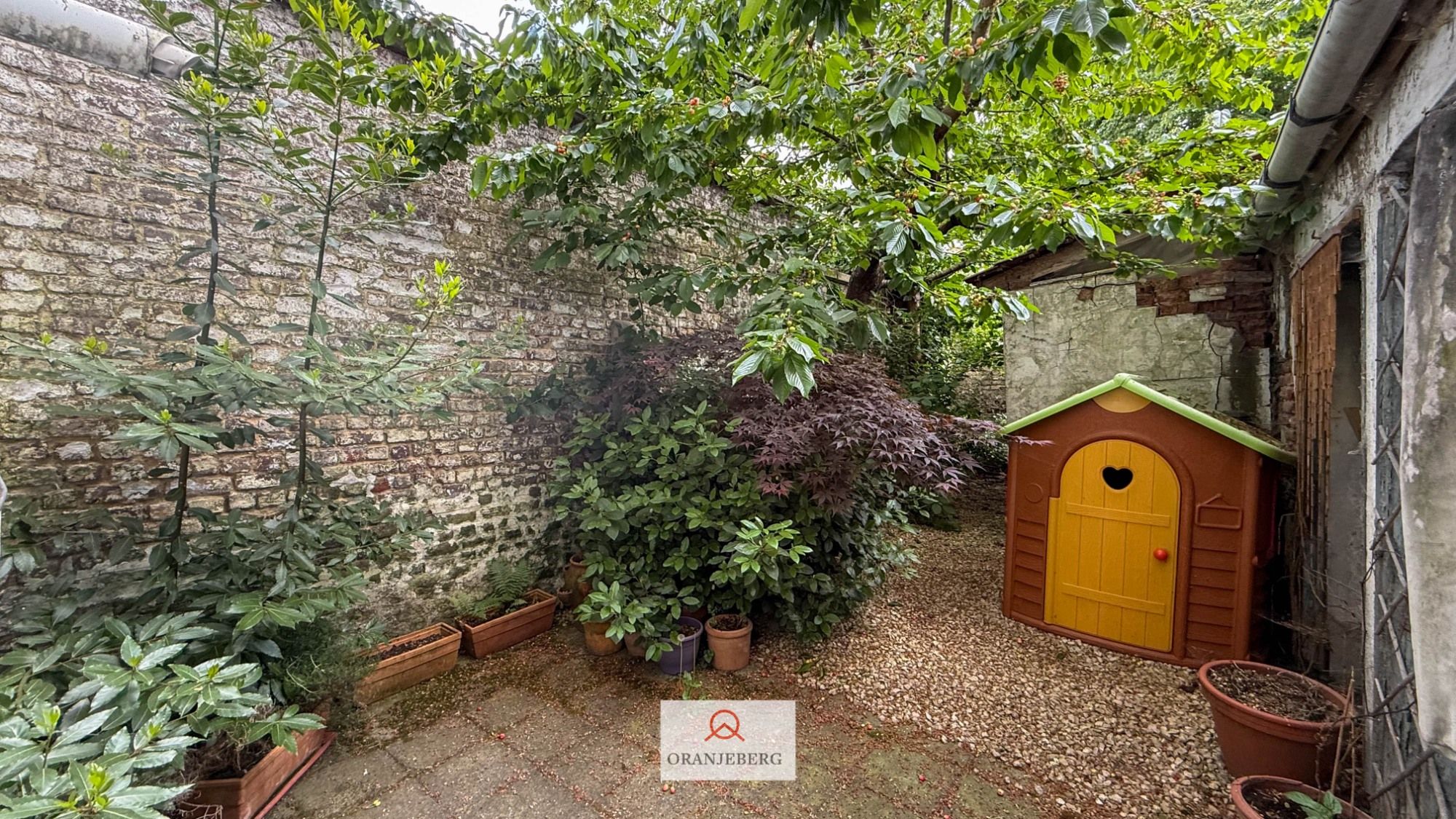 Ruime burgerwoning met stadstuint te Sint-Amandsberg foto 10