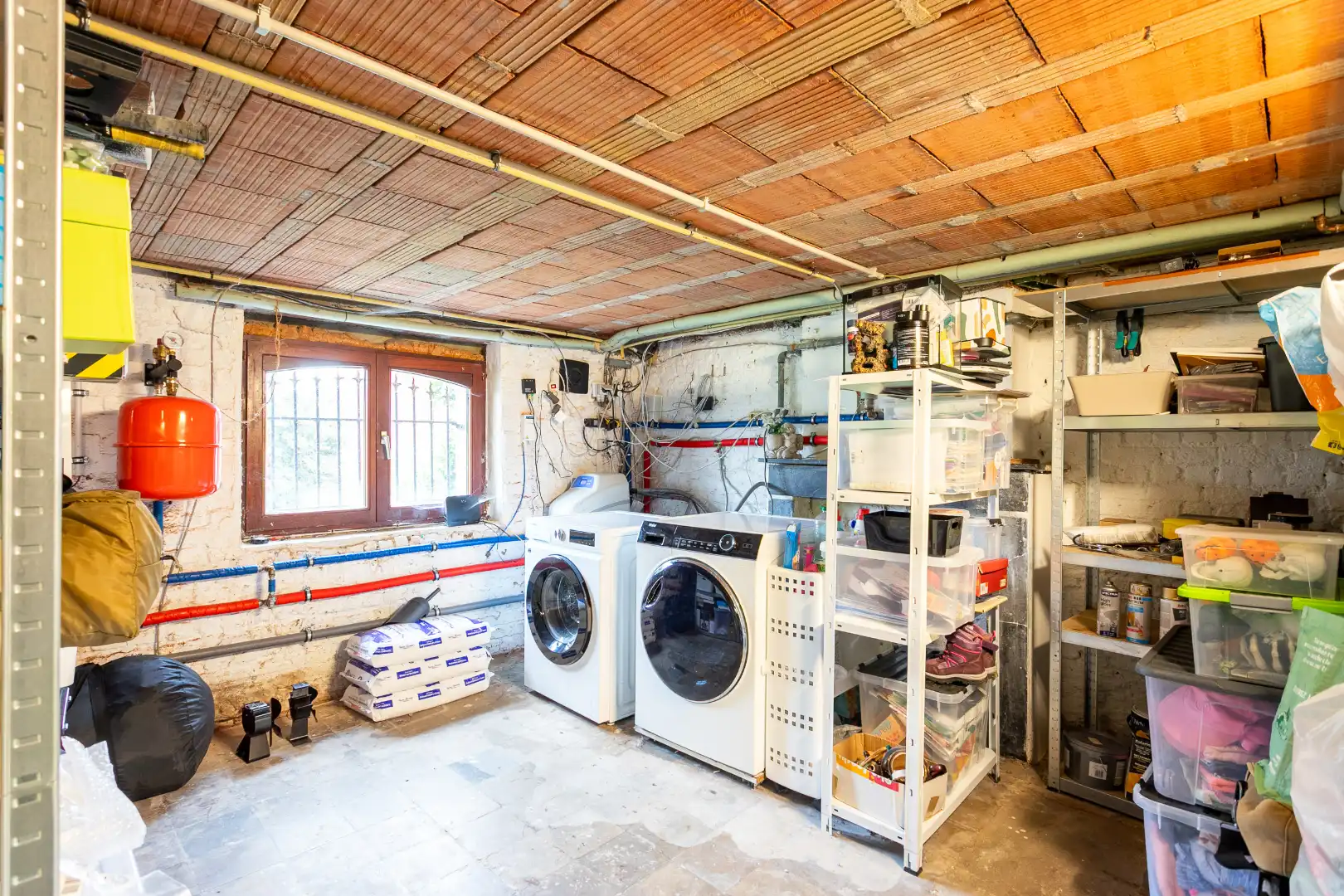 Instapklare driegevelwoning met 3 slpk te Lembeek foto 20