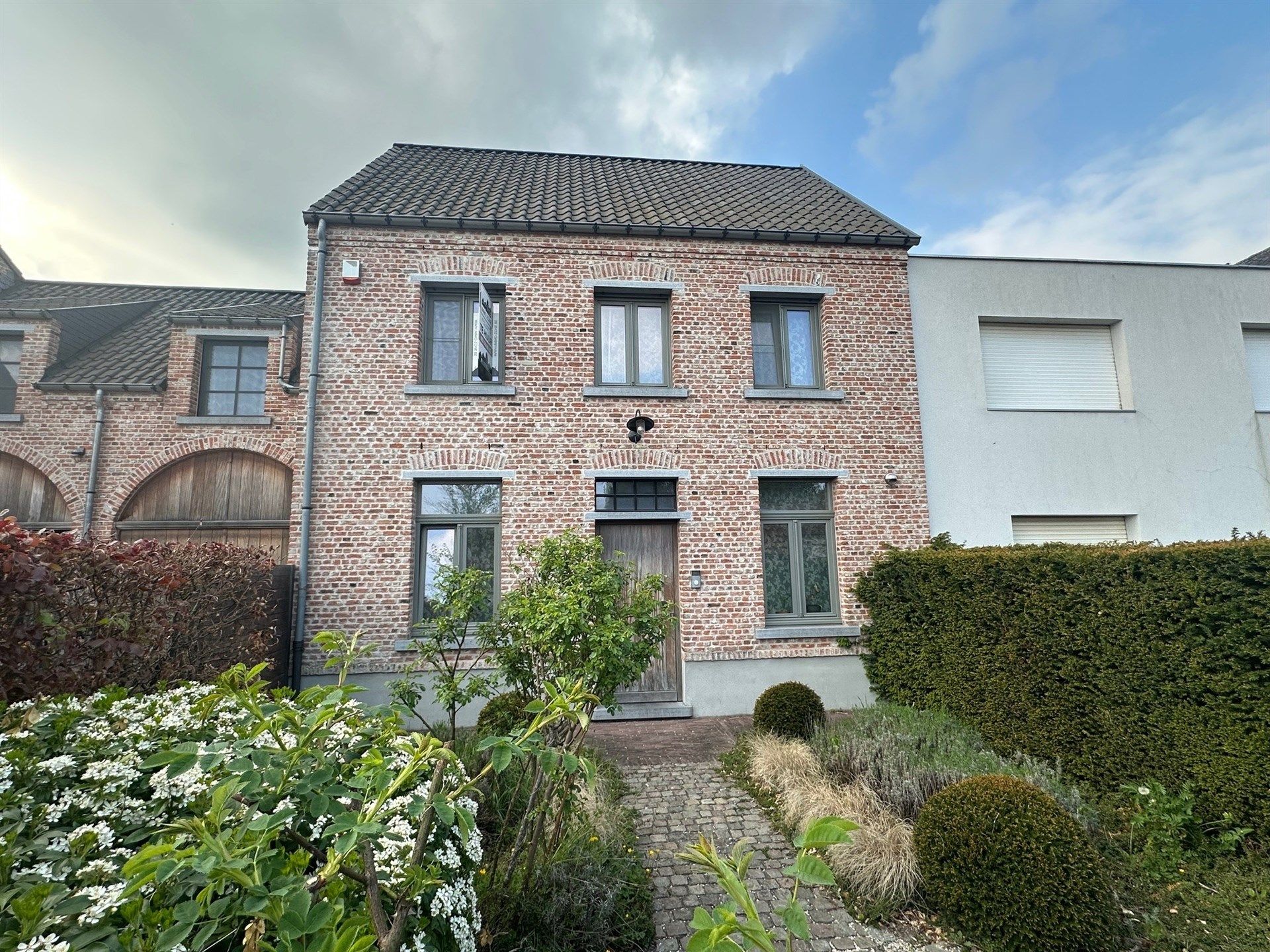Prachtige woning met 4 slaapkamers in landelijke stijl foto 21