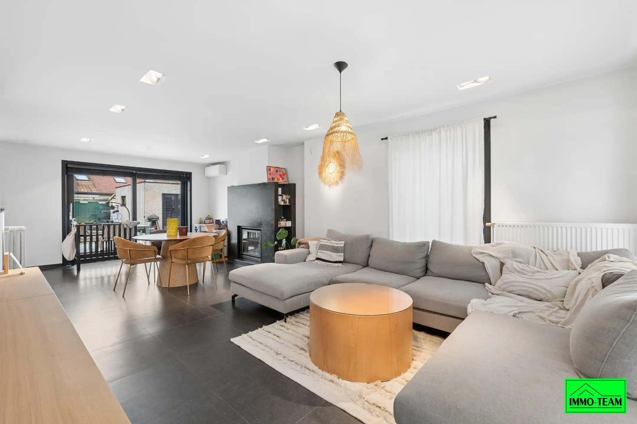 Instapklare 3‑gevelwoning in een rustige, residentiële wijk foto 6