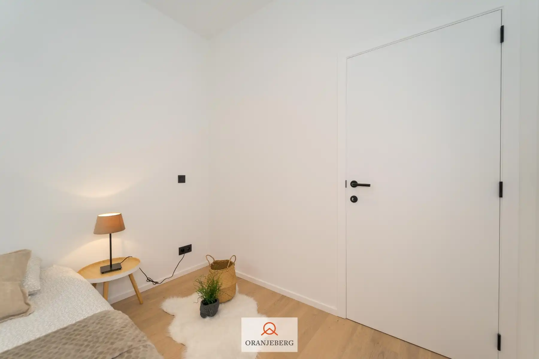 Gerenoveerd 1 slaapkamer appartement foto 17