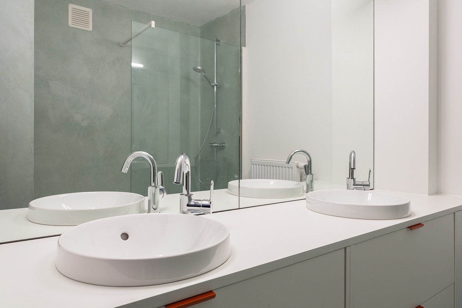 Gerenoveerd instapklaar appartement op gezellige locatie foto 27