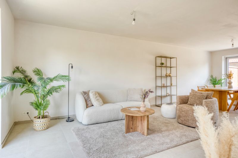 Instapklare nieuwbouwwoning in rustige groene omgeving. foto 2