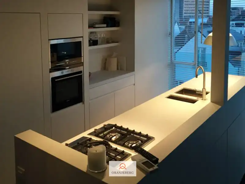 Zalige exclusieve penthouse met zuidgericht terras en uniek zicht op de torens! foto 13