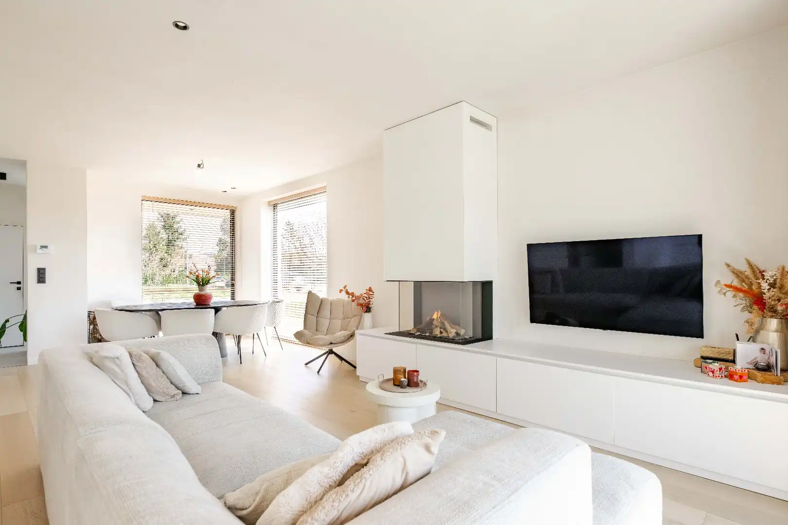 ENERGIEZUINIGE GEZINSWONING MET 4 SLKPS | BUREEL | AANGELEGDE TUIN   foto 12