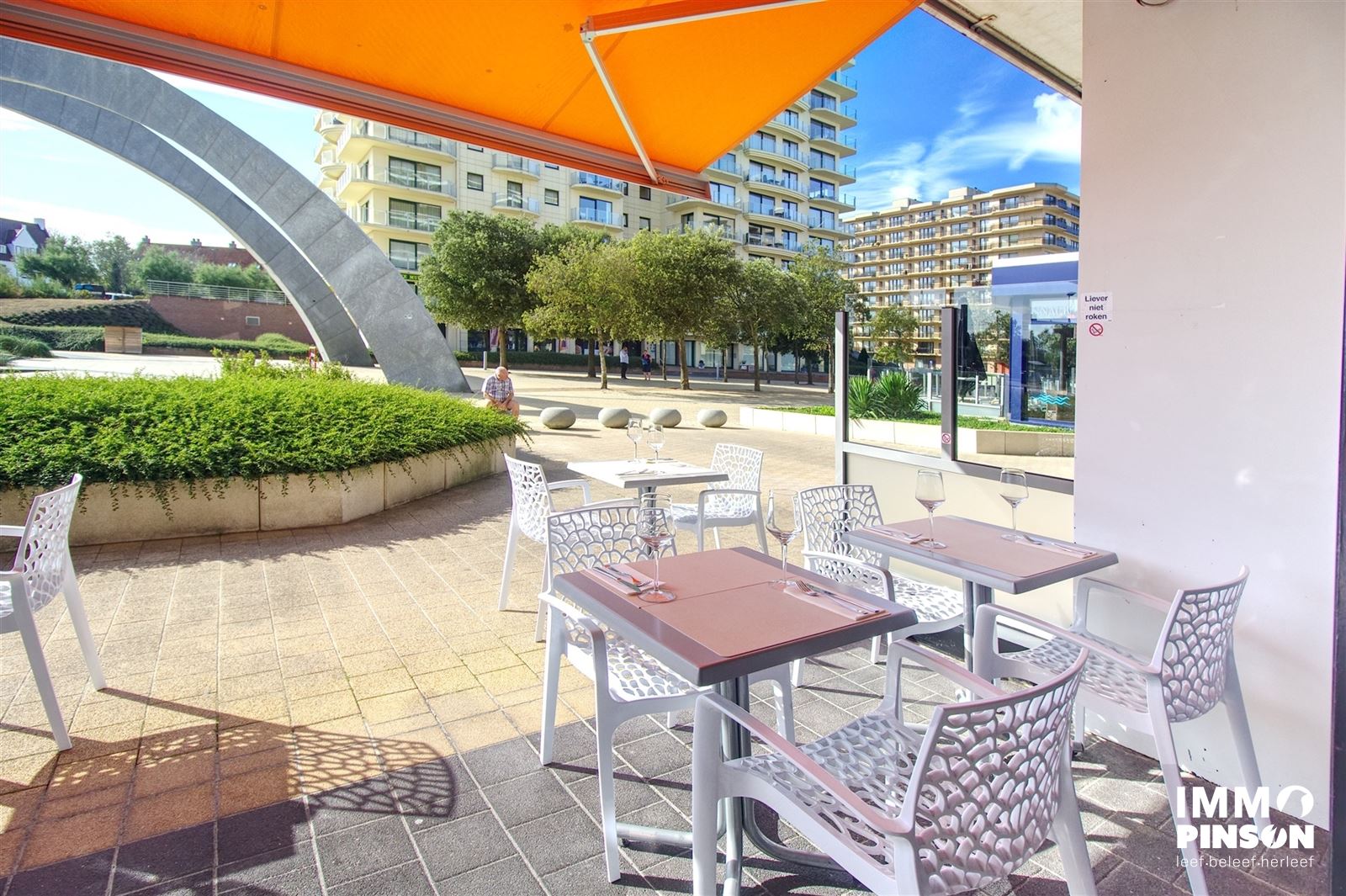 Goed uitgerust restaurant of handelspand foto {{pictureIndex}}