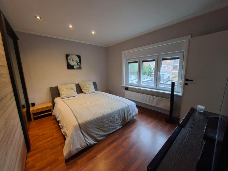 Verzorgde woning in hartje St-kruis foto 14