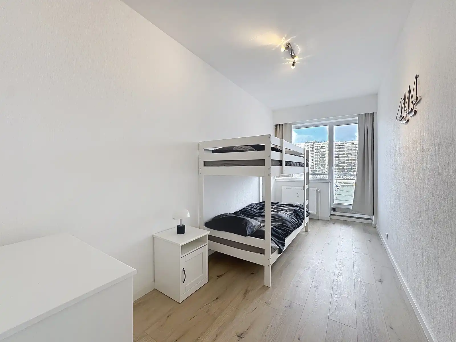 GERENOVEERD gemeubeld appartement aan de JACHTHAVEN met 3 slpks én 3 terrassen! foto 14