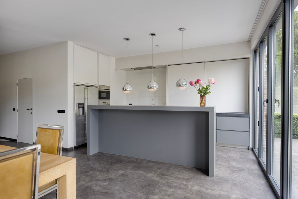 Ruime villa met karaktervolle architectuur  foto 6