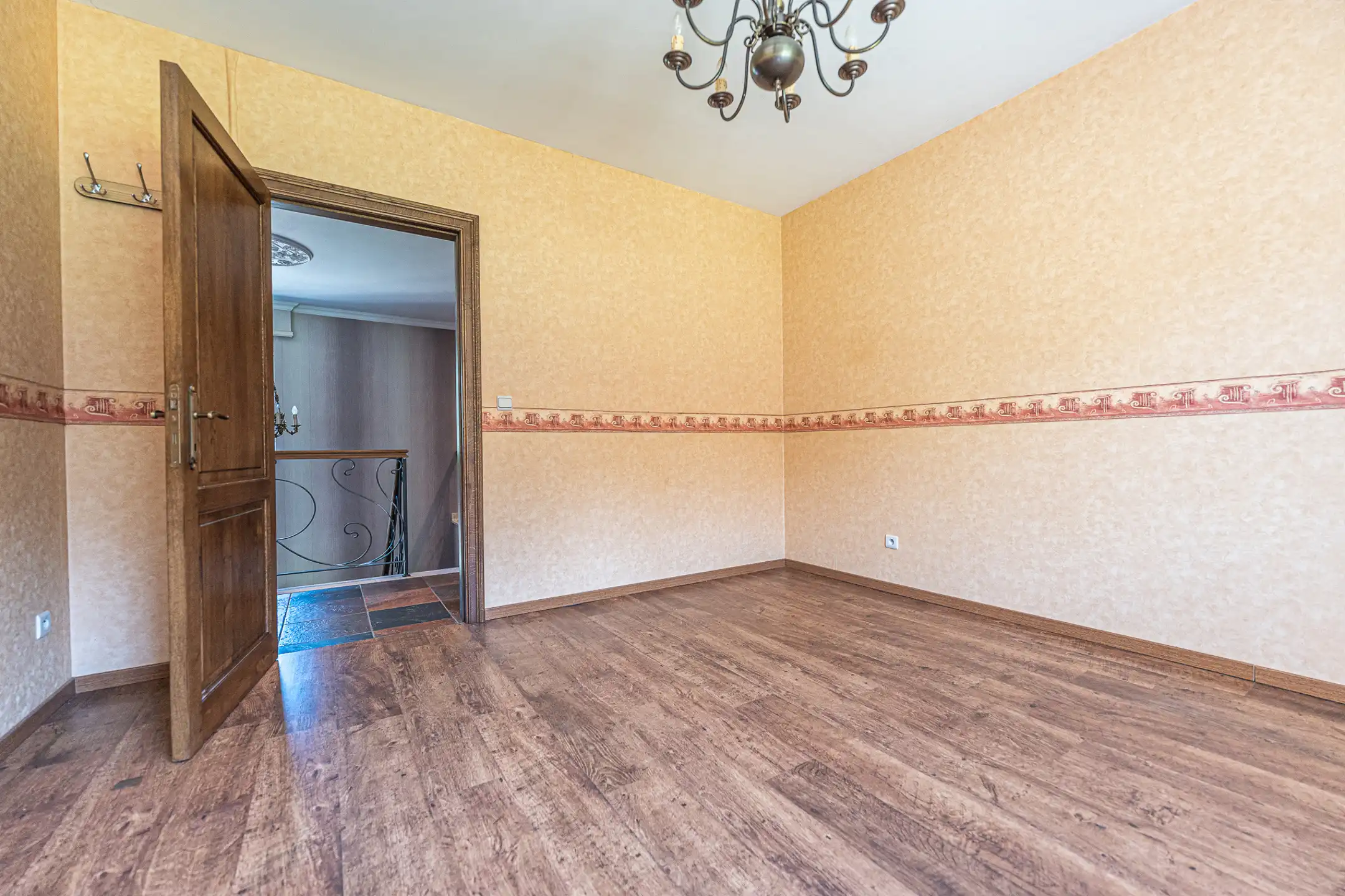 Ruime villawoning op topligging foto 20
