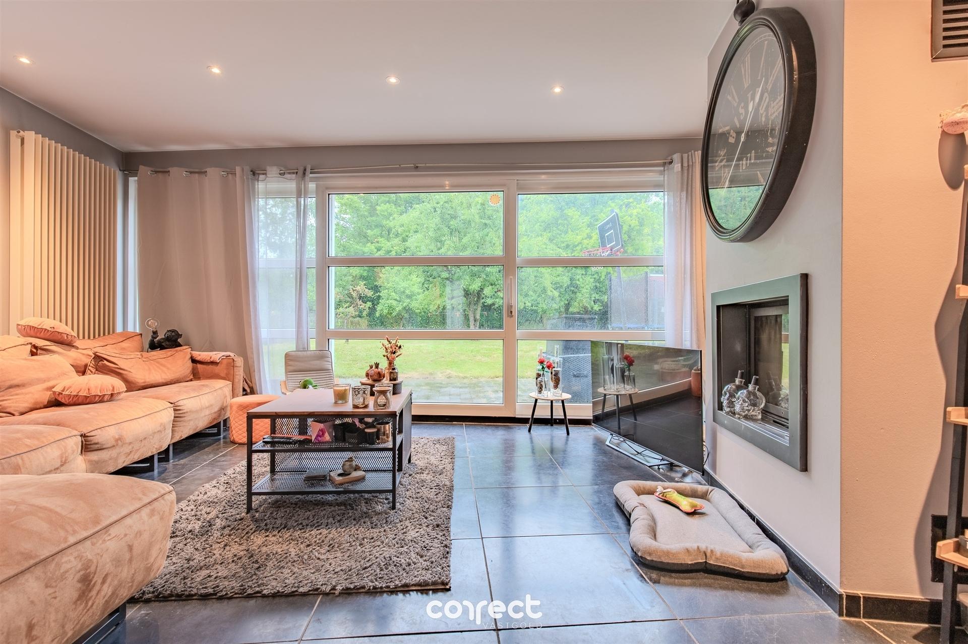 Instapklare halfopen woning met 3 slaapkamers.  foto 3