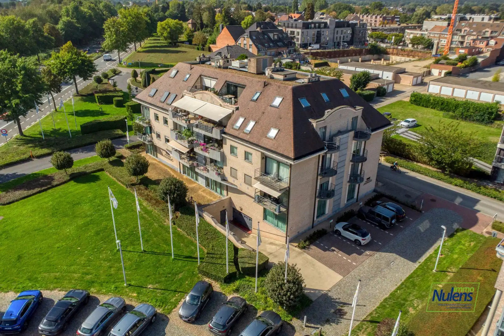 PRACHTIG APPARTEMENT van 105 M² met 2 SLAAPKAMERS,  2 TERRASSEN EN AUTOSTANDPLAATS IN HARTJE LANAKEN! foto 28