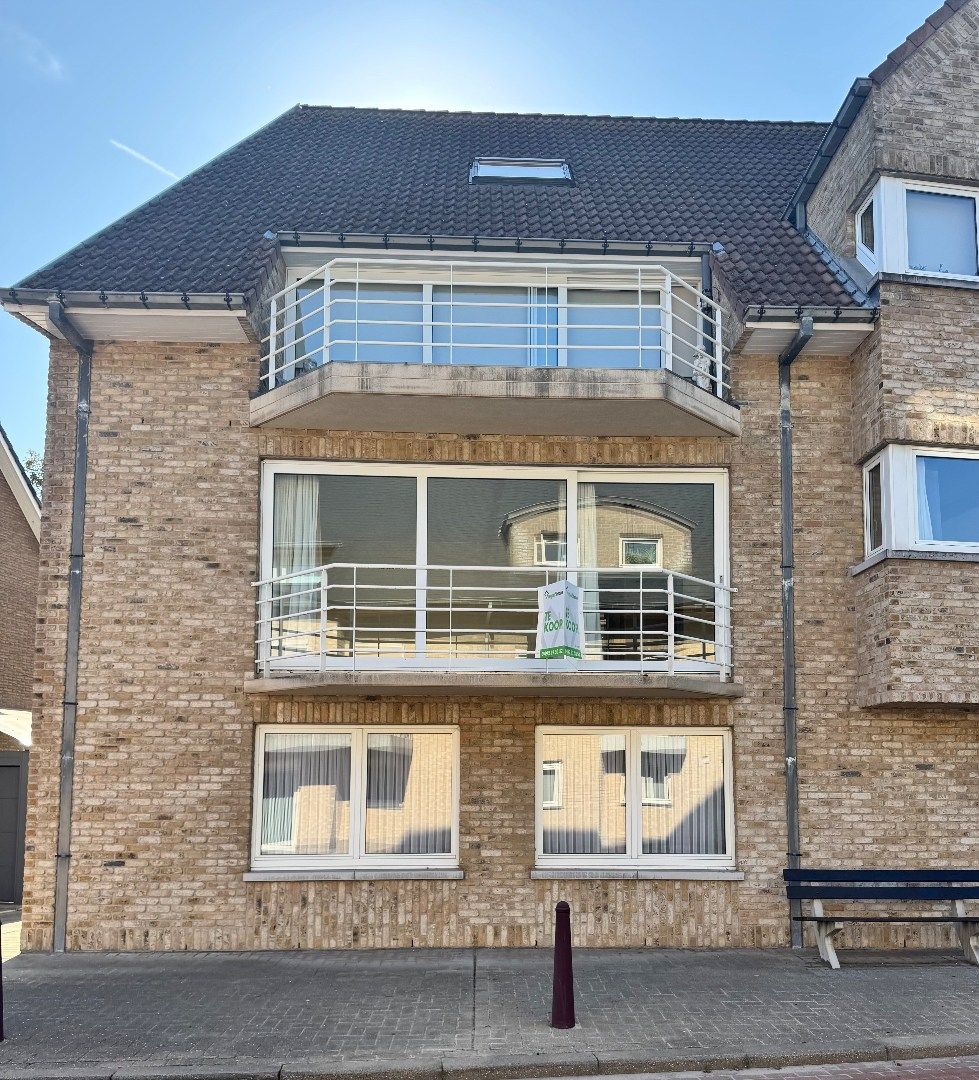 Appartement met 2 slaapkamers en 2 terrassen te Koekelare  foto {{pictureIndex}}