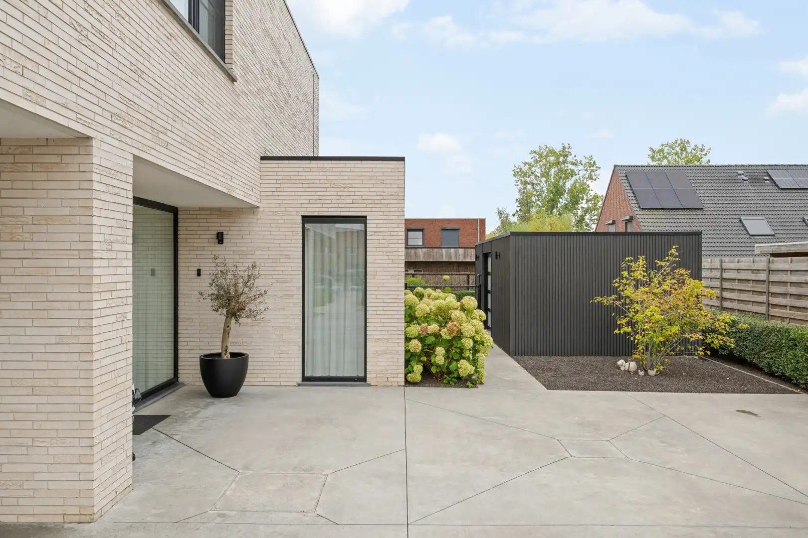 Recente, perfect afgewerkte villa met 4 slaapkamers te Roeselare foto 26
