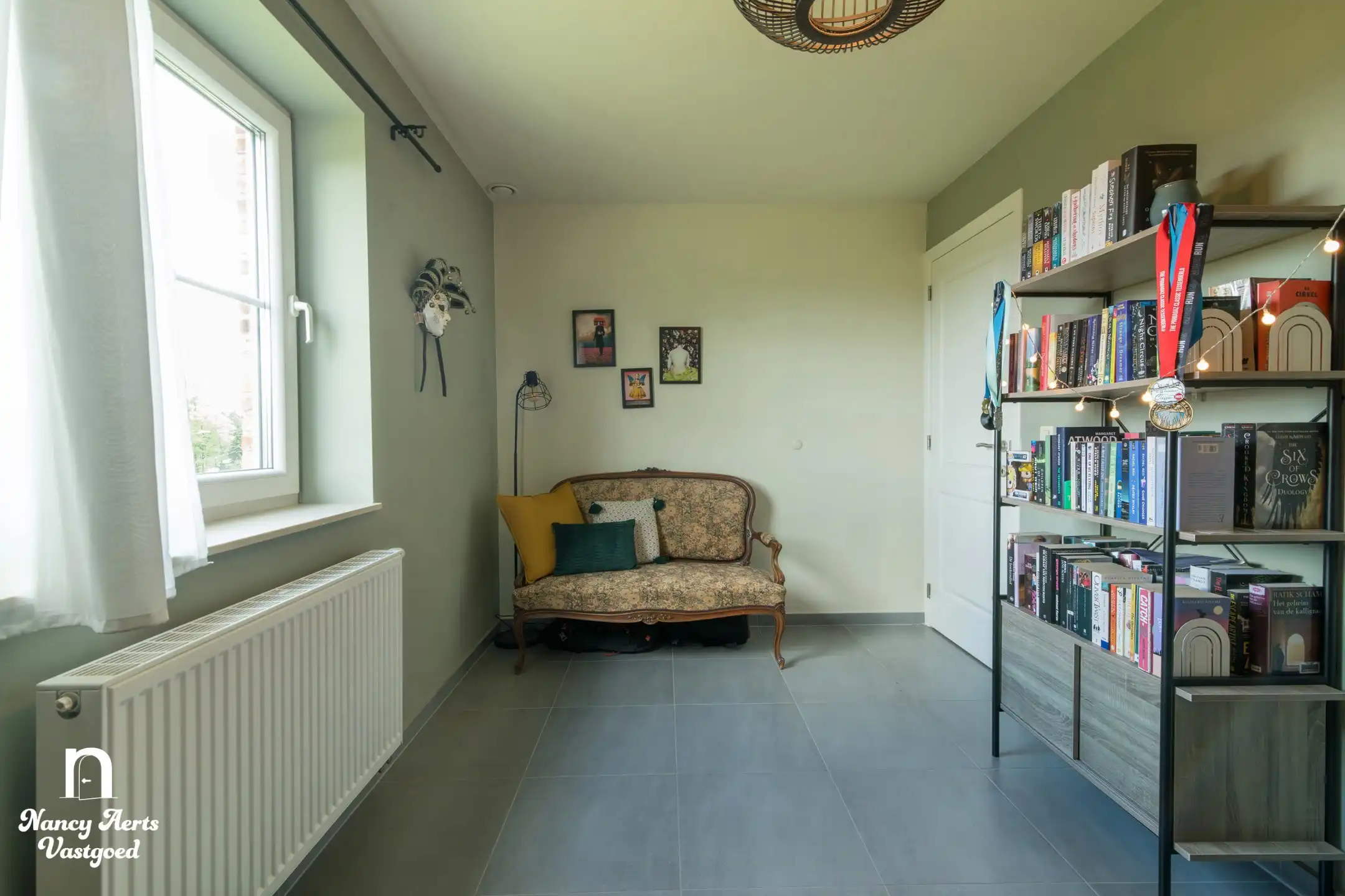 Instapklaar duplex-appartement met terras en 2 parkings foto 19
