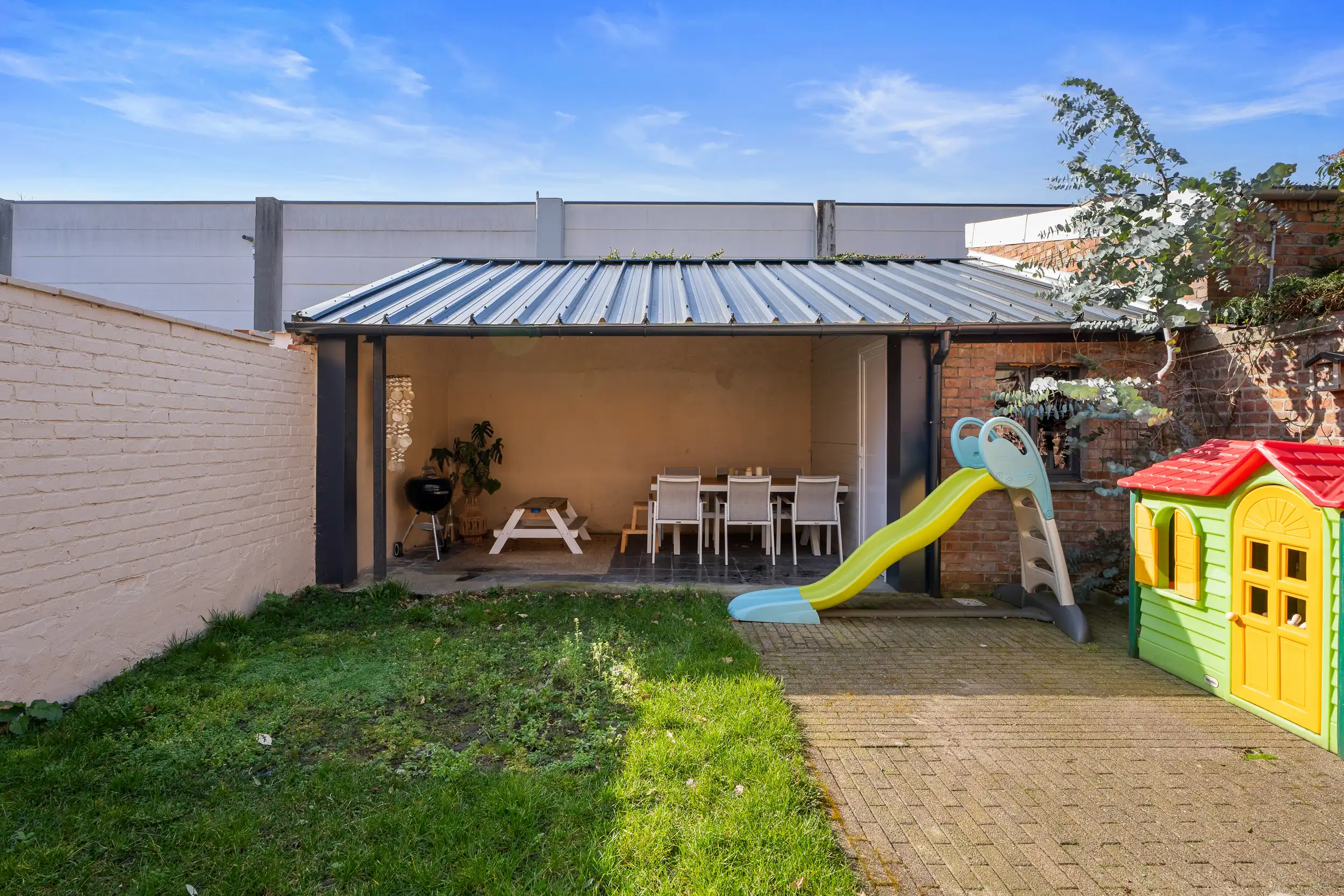 Ruime gezinswoning met 5 kamers op topligging foto 18