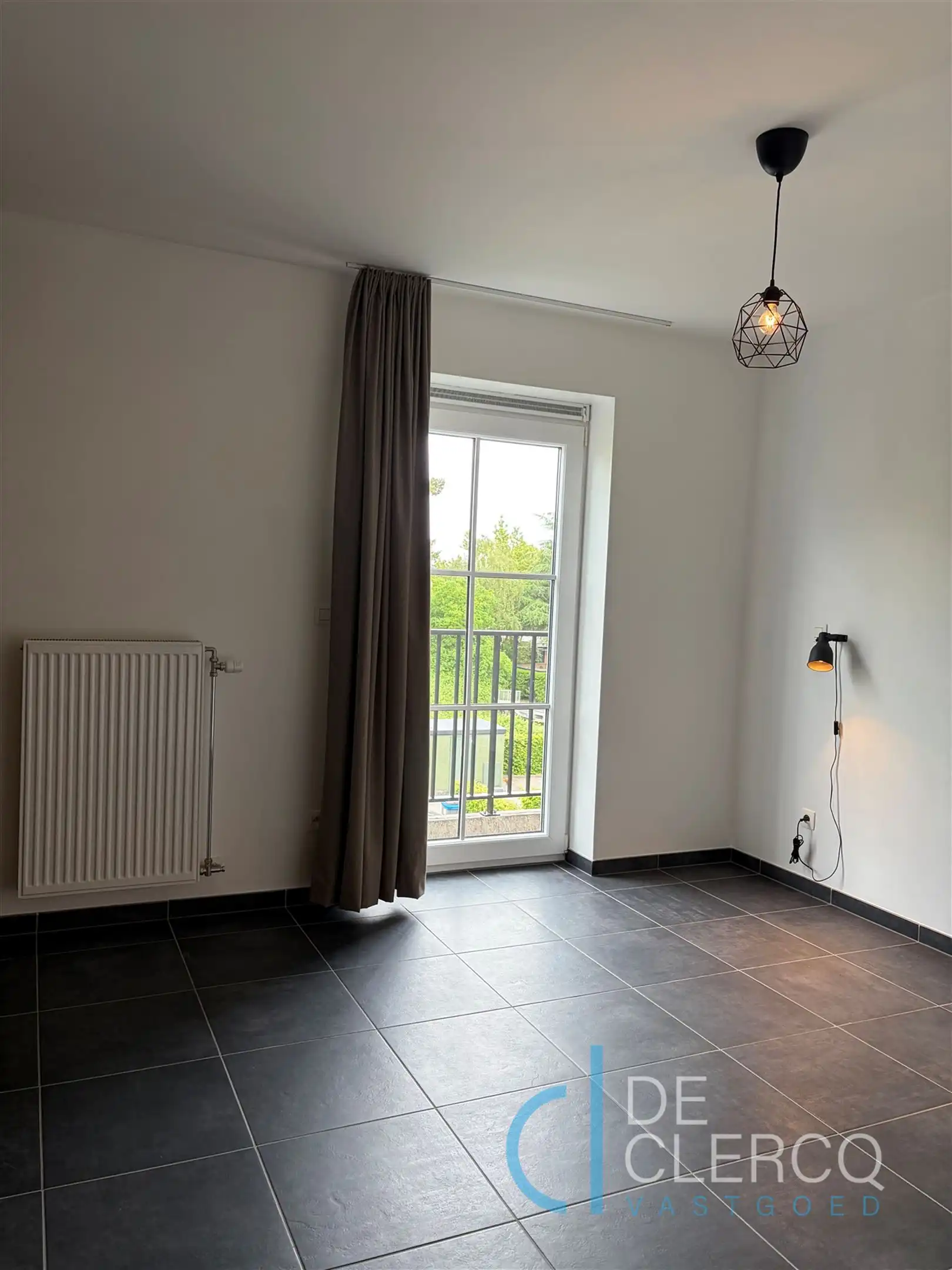 Ruim appartement met staanplaats te huur in Lochristi!  foto 7