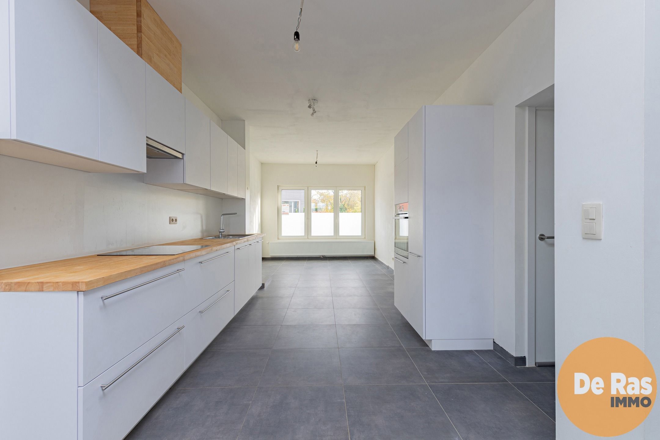 GROTENBERGE - PRACHTIG GERENOVEERDE WONING OP TOPLOCATIE! foto 4