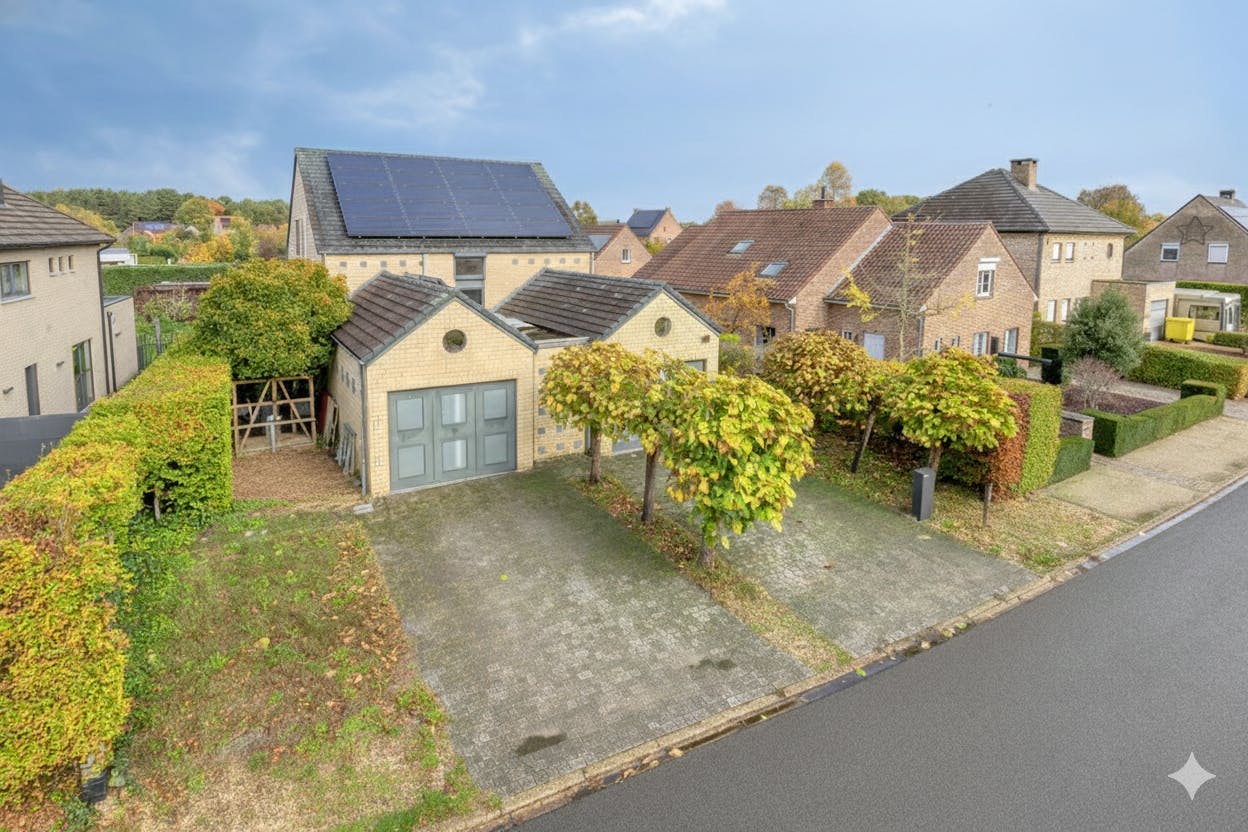 Vrijstaande woning met 4 slaapkamers te koop in Geel foto 2