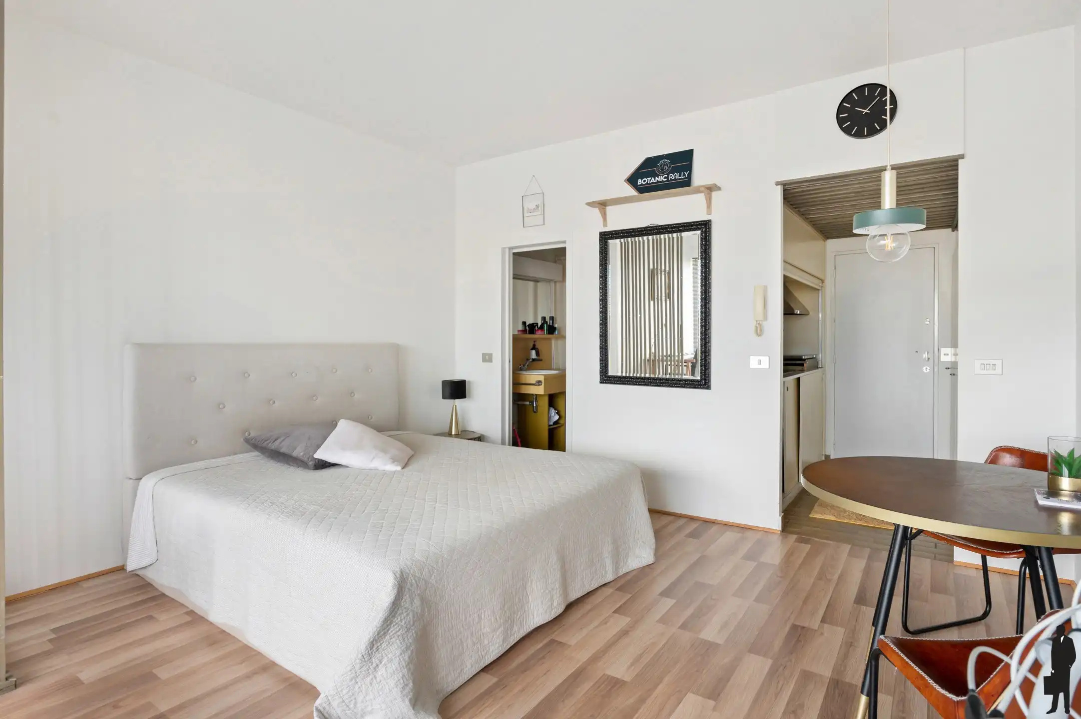 Gerenoveerd studio-appartement op toplocatie.&nbsp; foto 6