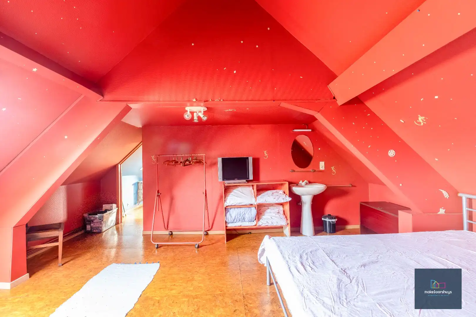 Unieke hovenierswoning op een perceel van 1 ha 18a 84ca foto 24